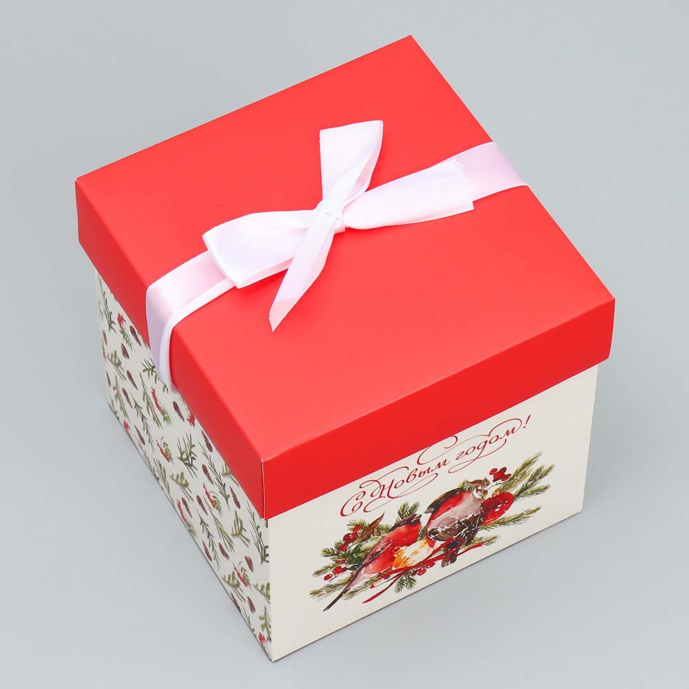 Коробка подарочная "снегири" 15х15х15см