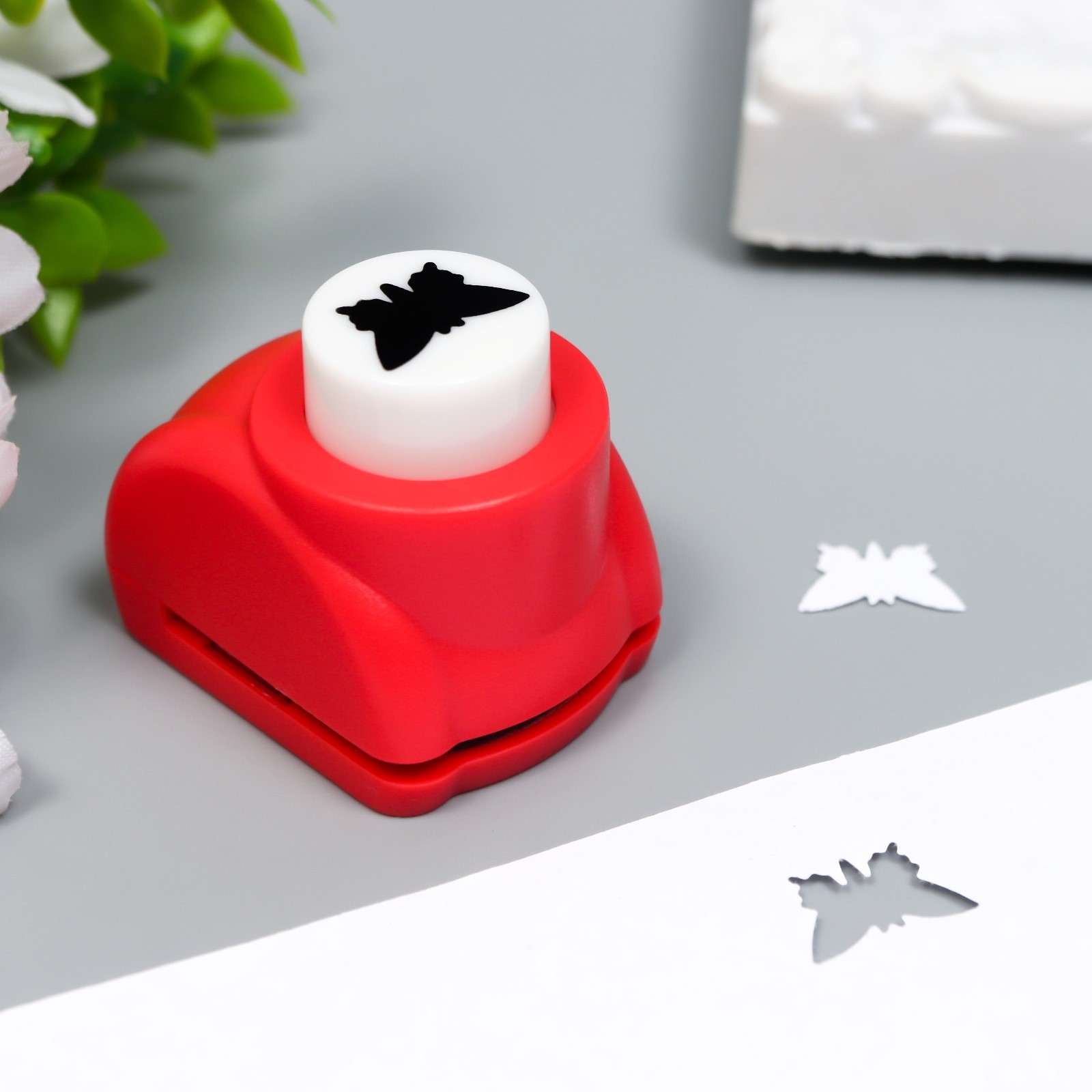 Дырокол фигурный "бабочка" микс 1,5см