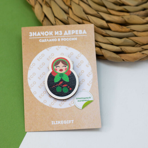Значок eco из дерева "russian doll"