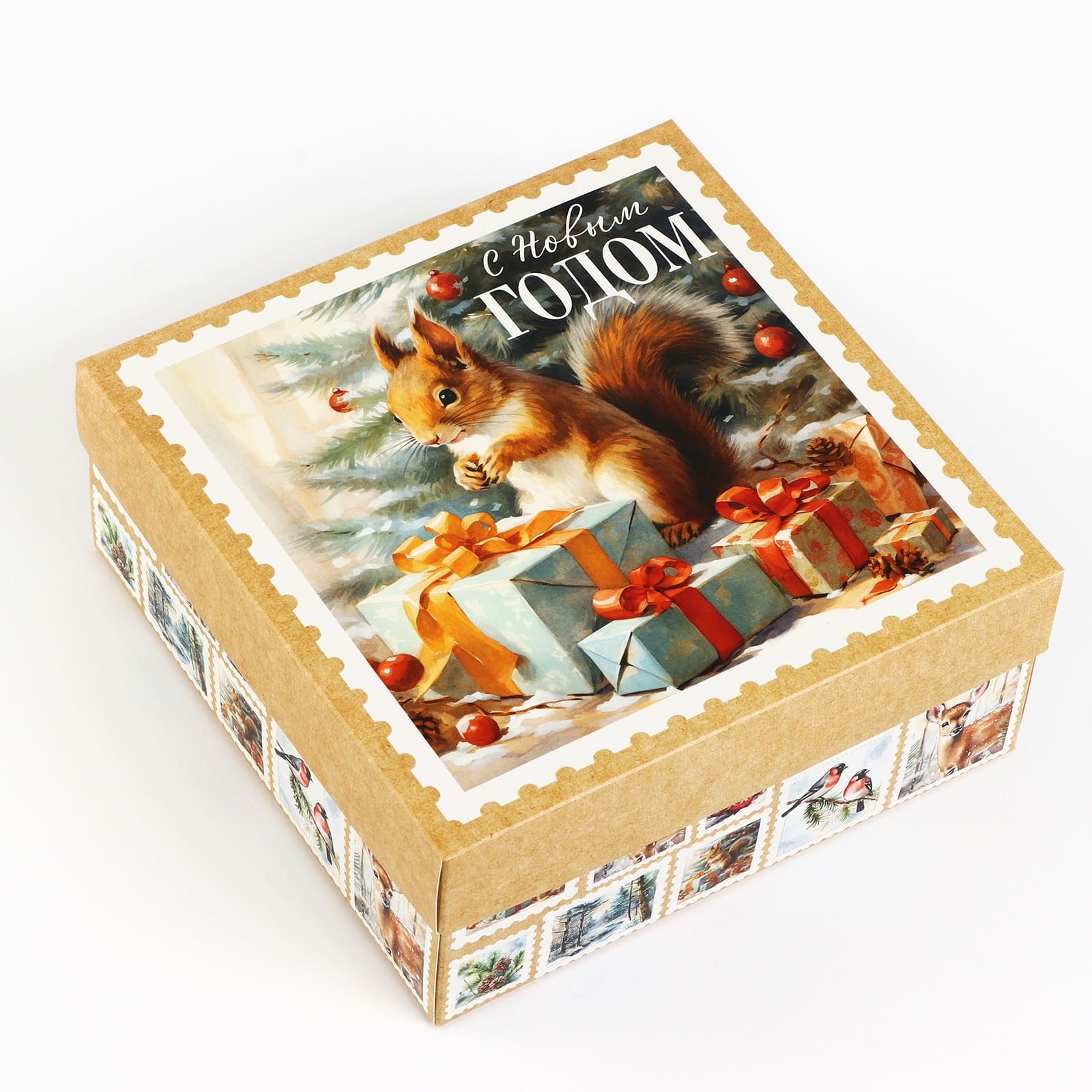 Коробка "ретро" 17х17х7см