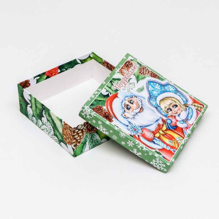 Коробка "новогодние герои" 19х19х7,5см