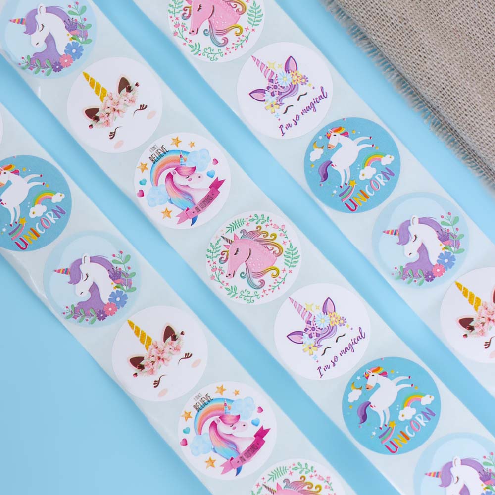 Наклейки "единорожки" 500шт. в рулоне