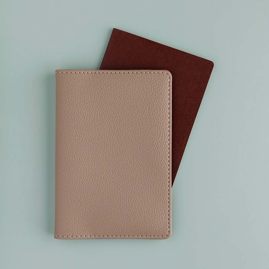 Обложка д/паспорта кож.зам. бежевая