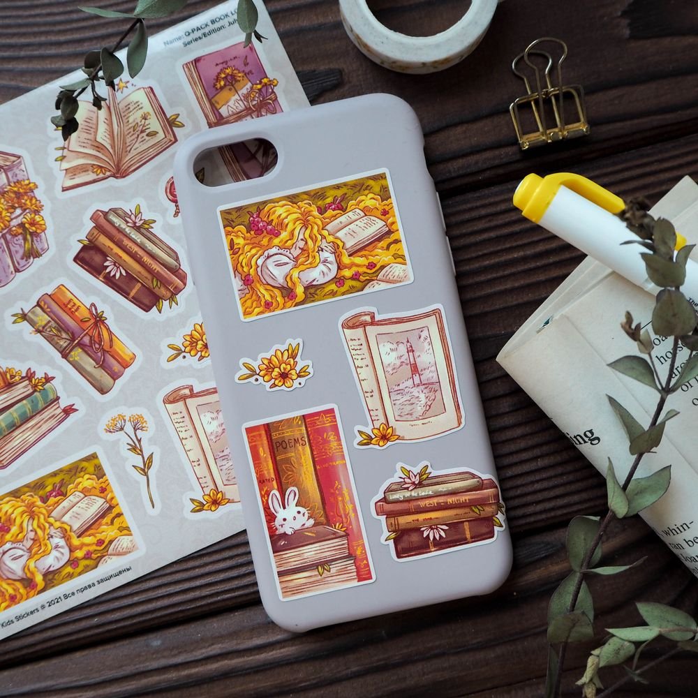 Наклейки 15х15см book lover