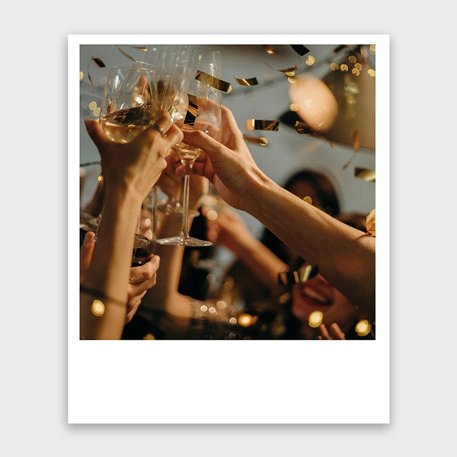 Открытка мини "бокалы" 9х11см