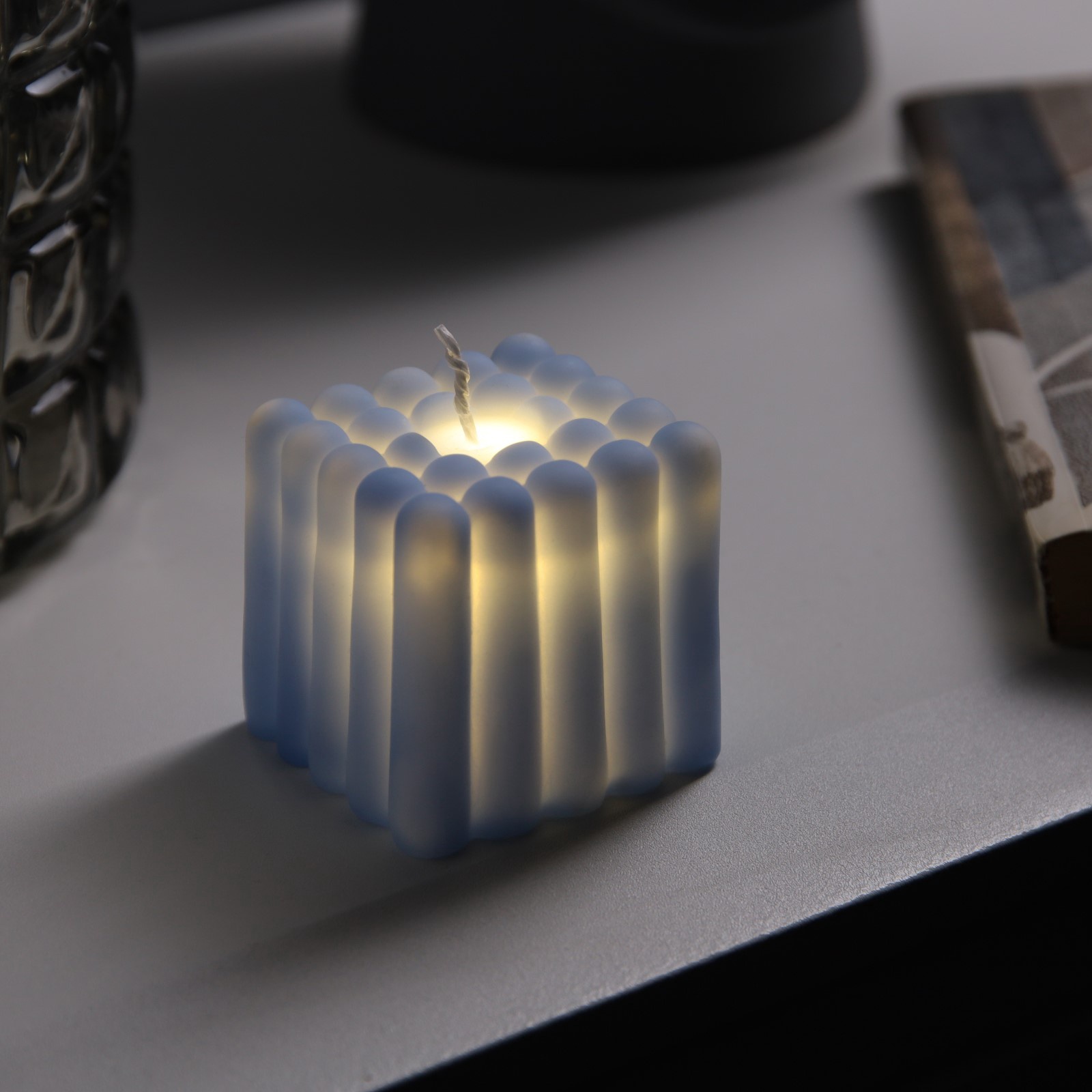 Фигура светодиодная "фигура куб" серый 5х5смна батарейках