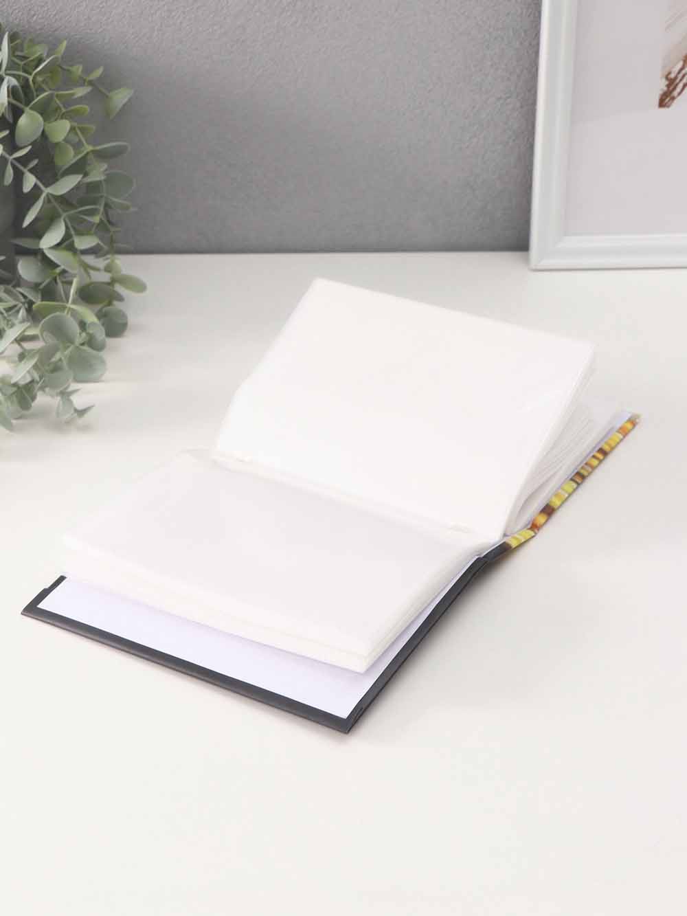 Альбом для фото на 96ф. 10х15см "лев и пламя"