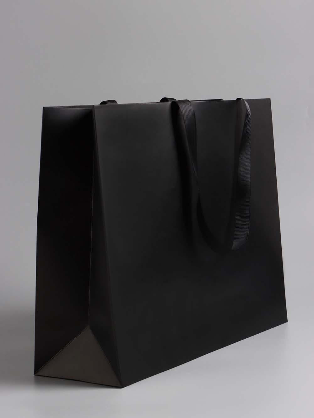 Пакет подарочный чёрный (40х32х13см)