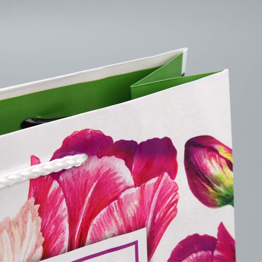 Пакет подарочный "с днём 8 марта" (25х21х8см)