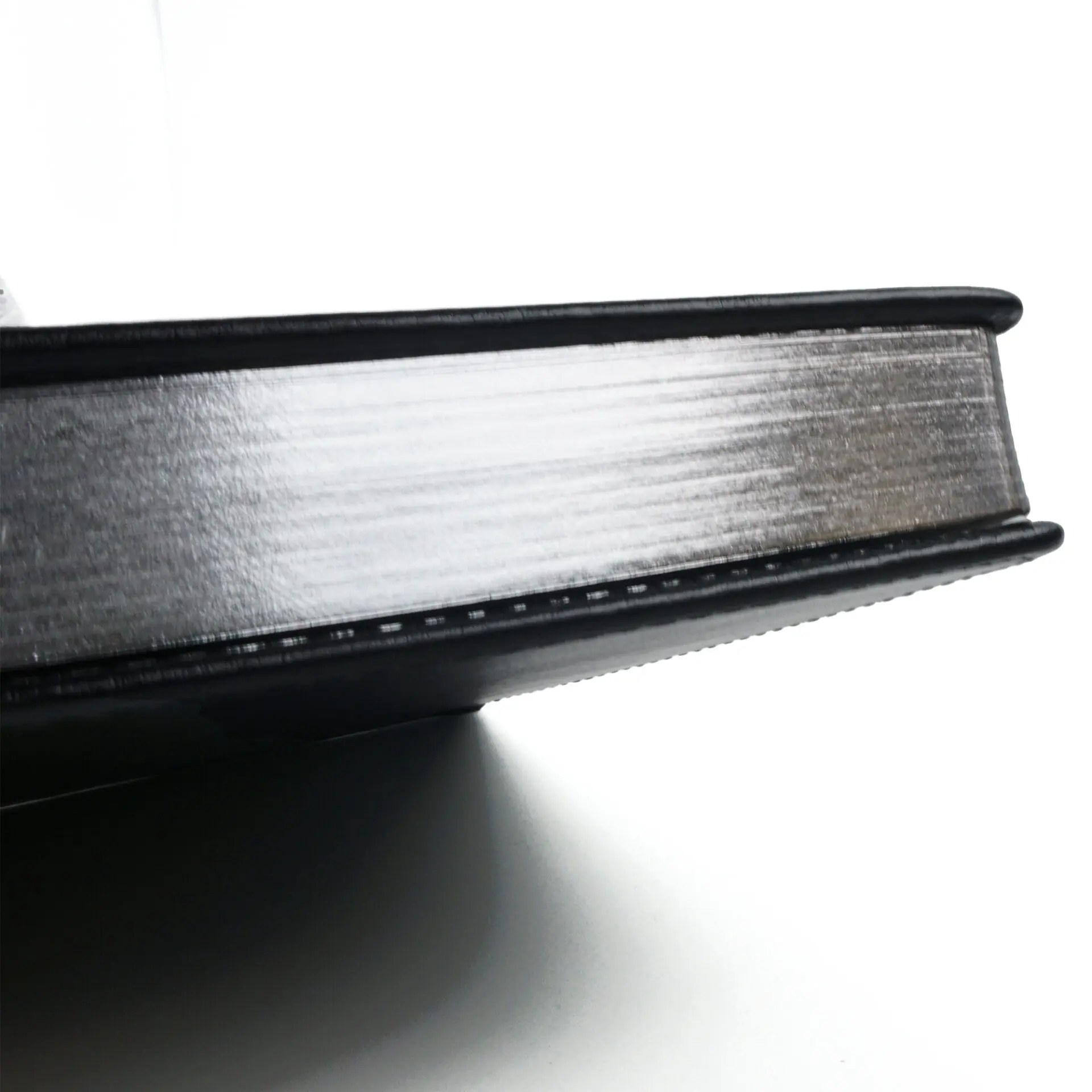 Ежедневник недатир. а5 listoff "silver classic" синий с серебряным срезом,кож.зам.