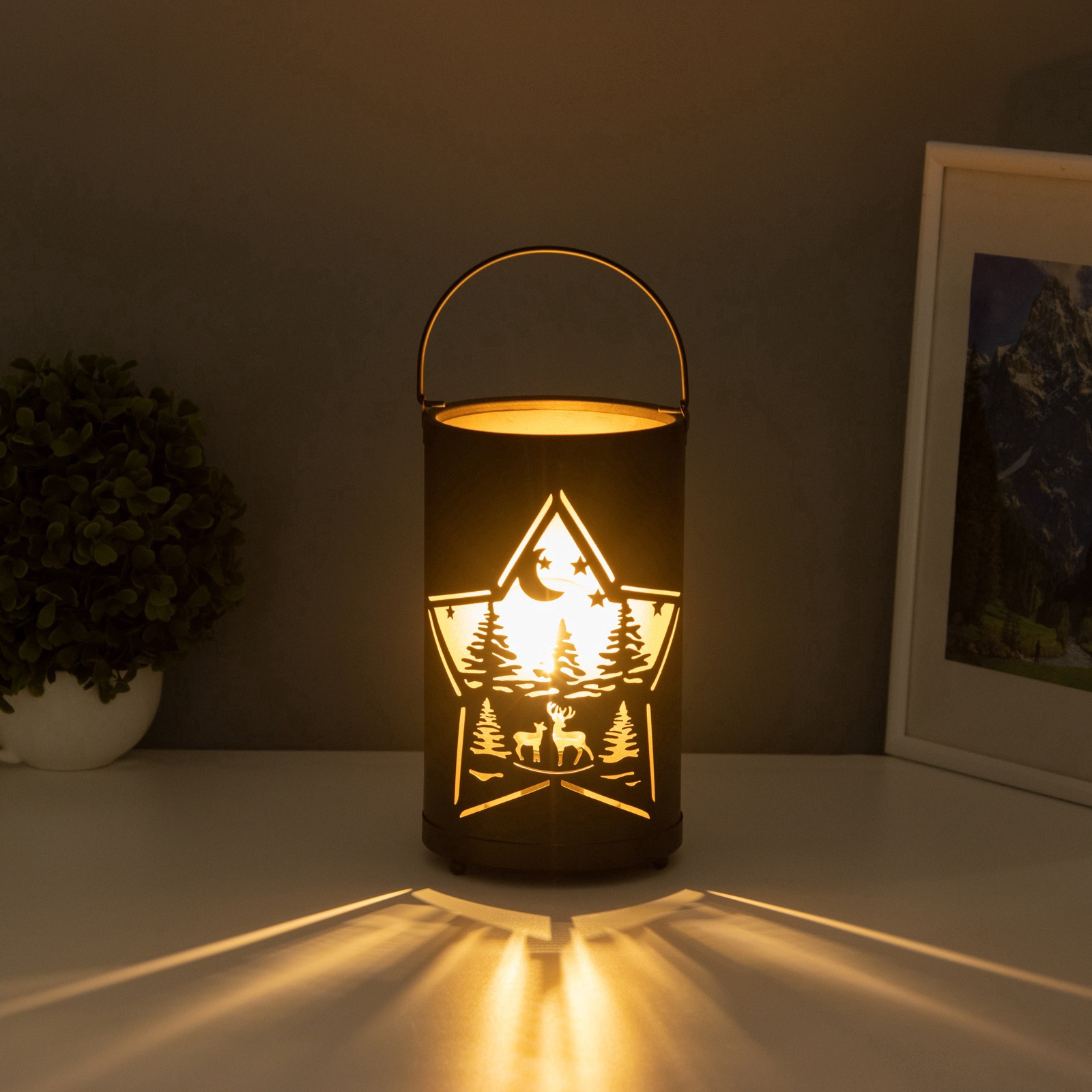 Фигура светодиодная "ночной лес" 12х12х20,5см на батарейках