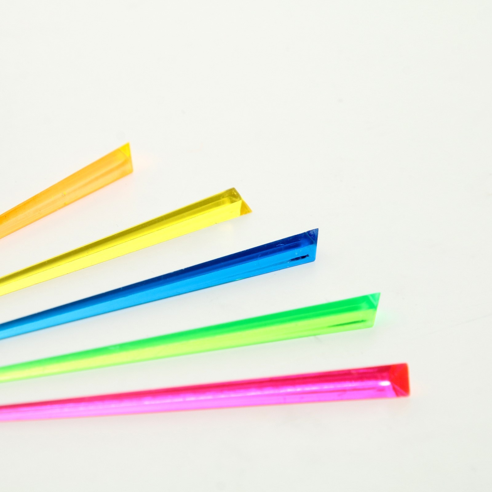 Шпажки для канапе пластик набор 24шт.