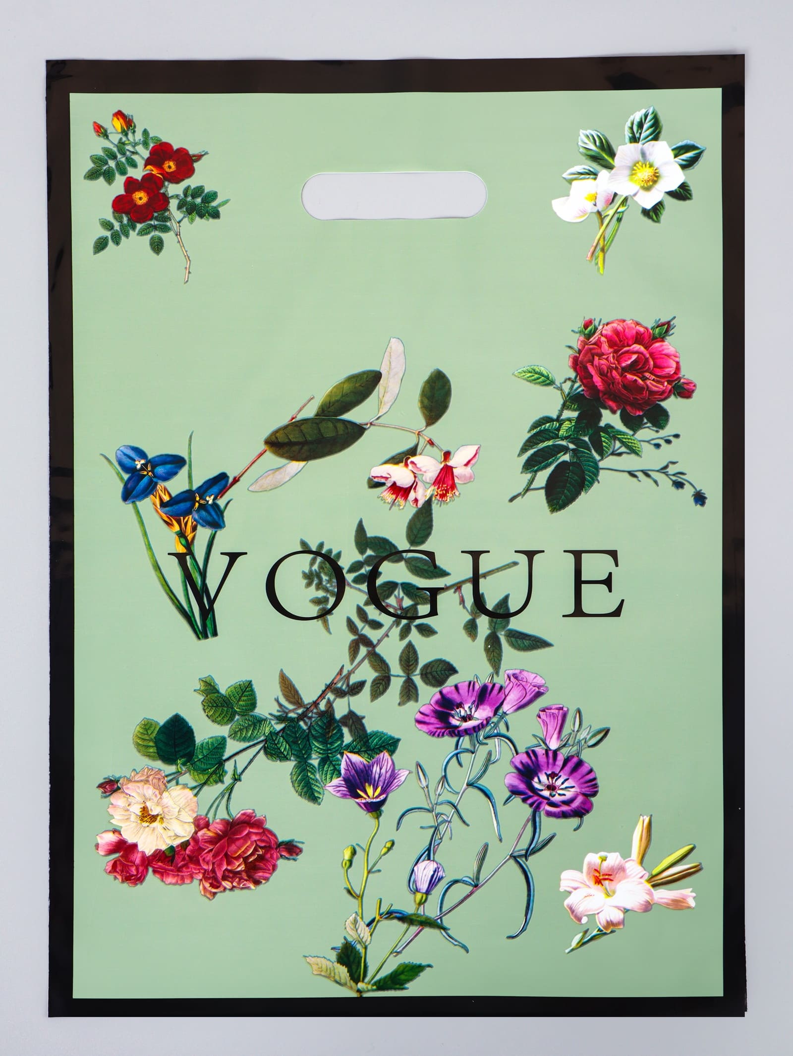 Пакет универсальный 30х40см "мода" проруб.ручка 60мкм